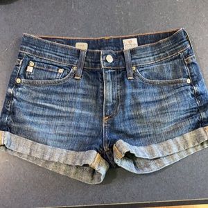 AG denim shorts size 25